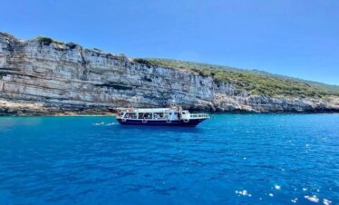 Teuta Boat Tours