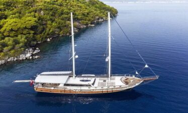 Anija Diva Boatripalbania