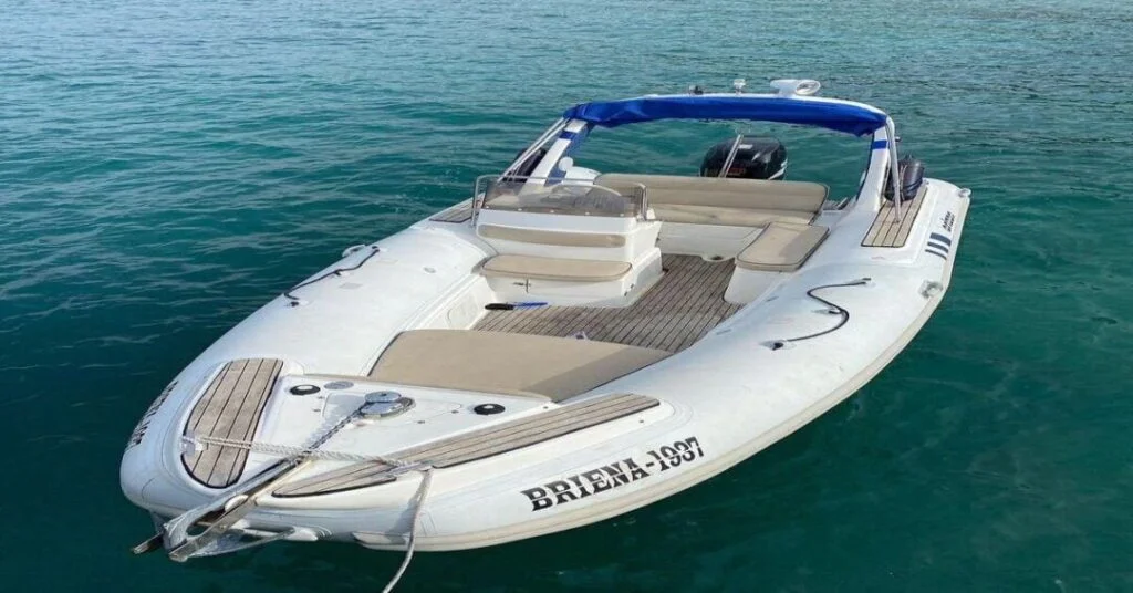 Briena speed boat Gomone Briena