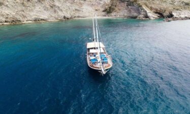 Prince Ennio Boat Tour - Boatripalbania