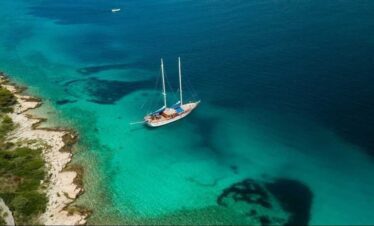 Anija Diva Boatripalbania