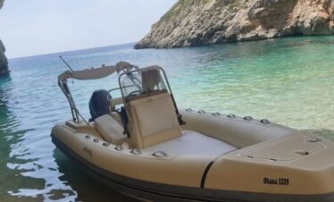 Sazan Island Boat Trip - Ohana