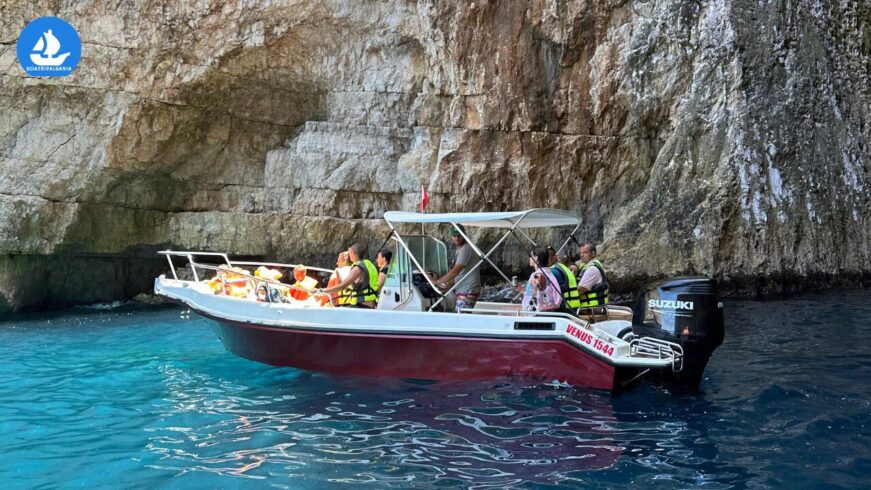 Boat Trip Vlore - Skaf Ohana Boat Trip to Sazan - Sppedboat Tour to Haxhi Ali Cave