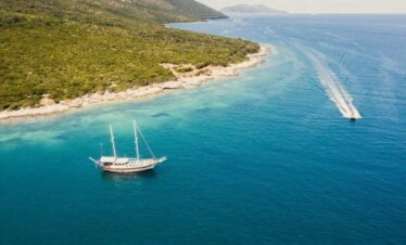 Sail Boat in Albania - Dus Zamani Gulet