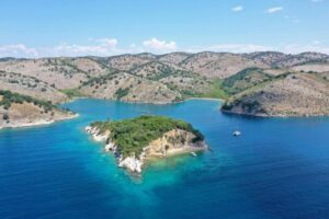 boat trip saranda Gjiri i Ftelias - Ishulli Tongo