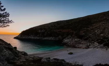 Bay of Dafina - Boat Trip Vlore