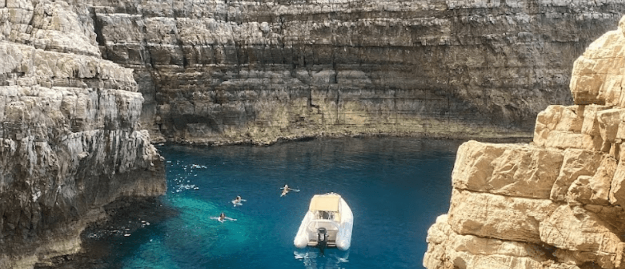 Sazan Island Speedboat Trip from Vlore - 360°