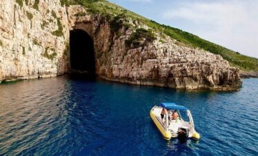 Sazan Island Speedboat Trip from Vlore - 360°