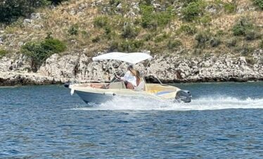 Boat for Rent in Sarande Albania - Rental Boat Ksamil