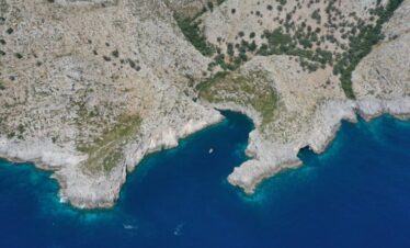 Speedboat Trip to English Bay from Vlore - Boat Trip Albania - Boat Trip Vlore