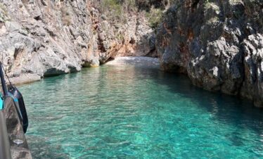 Speedboat Trip to English Bay from Vlore - Boat Trip Albania - Boat Trip Vlore