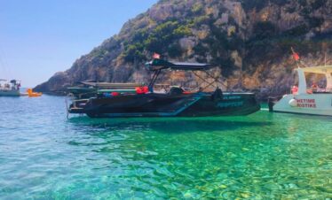 Boat Trip Himare - Luxury Speedboat - Himara yatching -