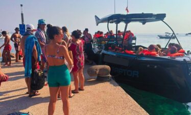 Boat Trip Himare - Luxury Speedboat - Himara yatching -