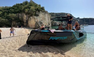 Boat Trip Himare - Luxury Speedboat - Himara yatching -