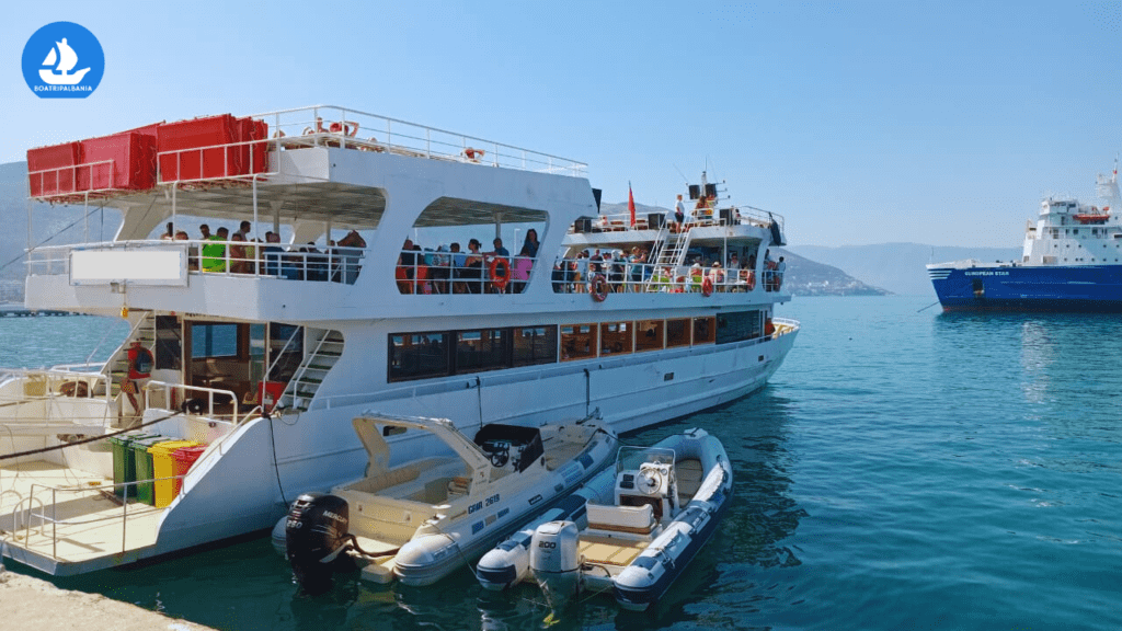 Sazan and Karaburun Cruises Vlore - Daily Boat Tour - Vlora boat Trips