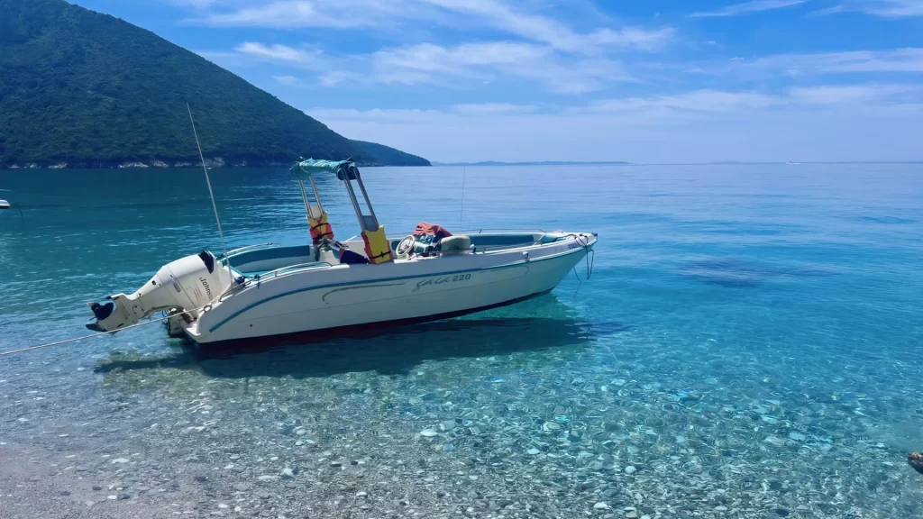 Saranda Boat Trip Ava10 - Sarande Boat Tour